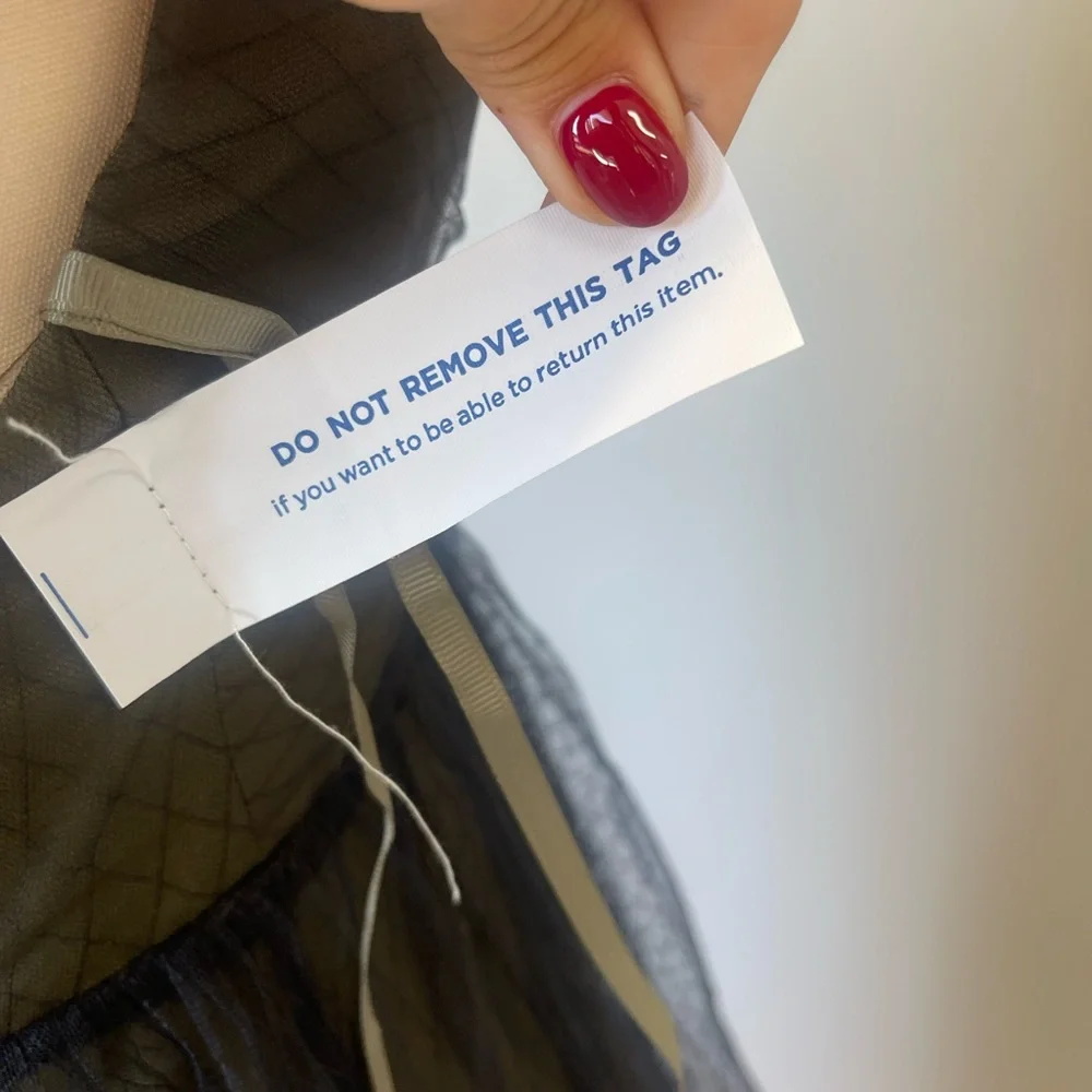 ame and Partners dress- black mesh with green under - Picture 4 of 5